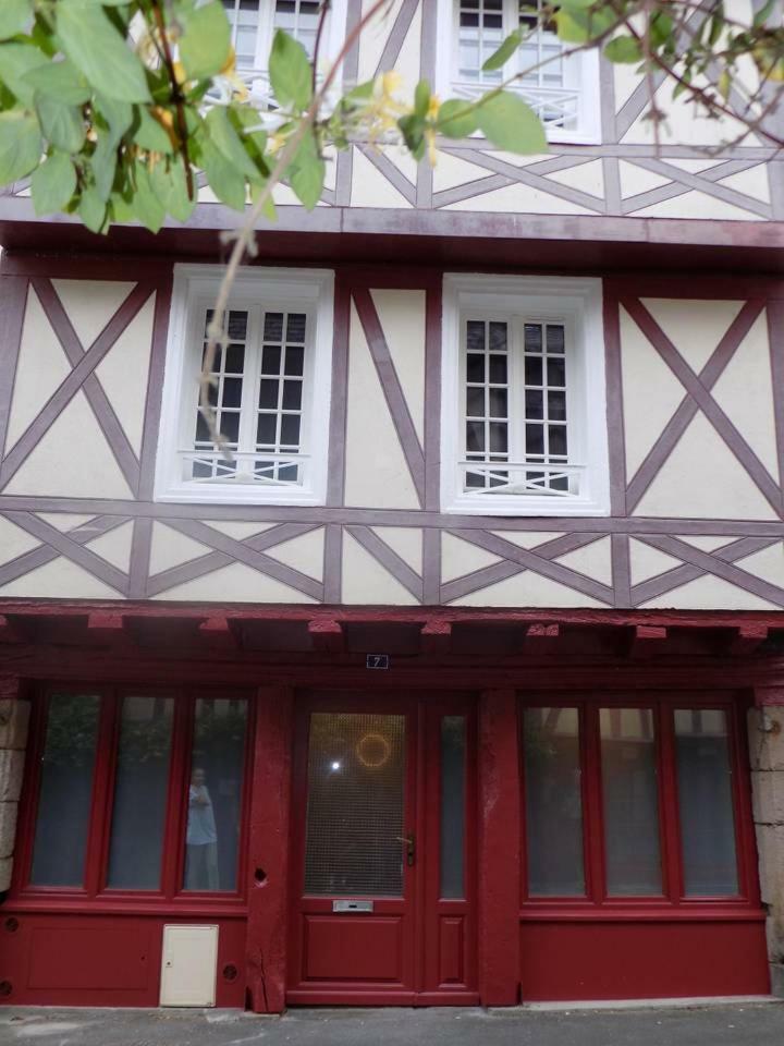 Charmant Studio A Colombages Morlaix Exterior photo